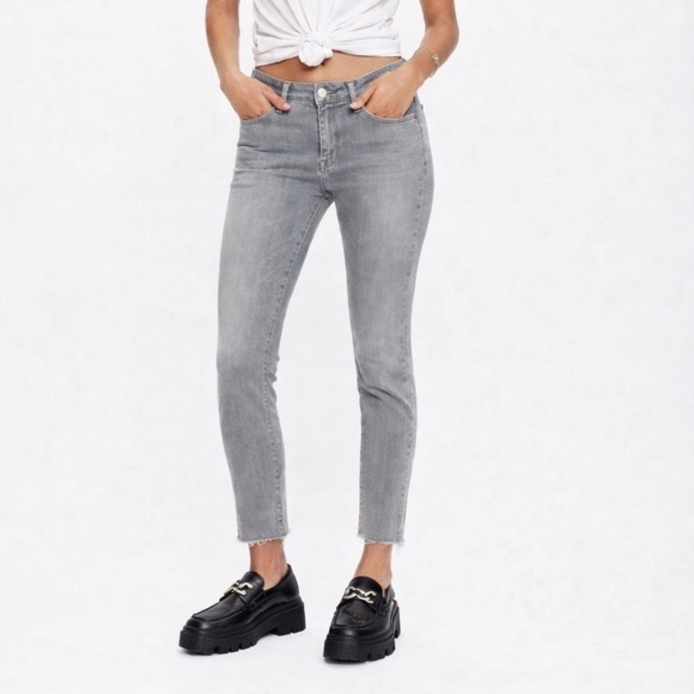 MOTHER looker ankle fray grey pretty just strolled in the city skinny jean